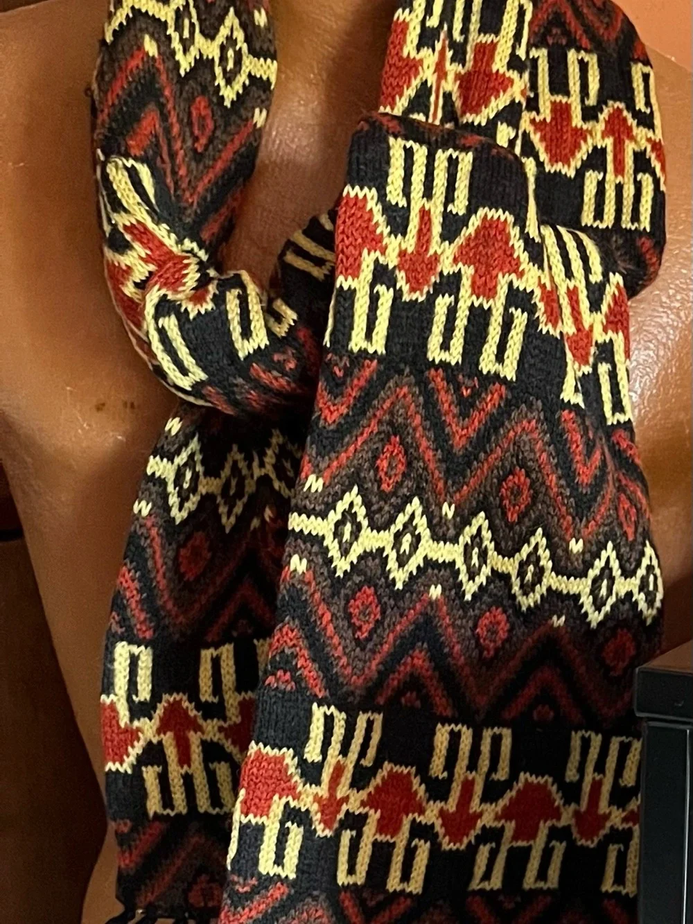 Bloomingdale's Vintage Men's Wool Fringed Scarf